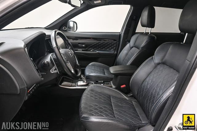 2020 MITSUBISHI OUTLANDER - 12