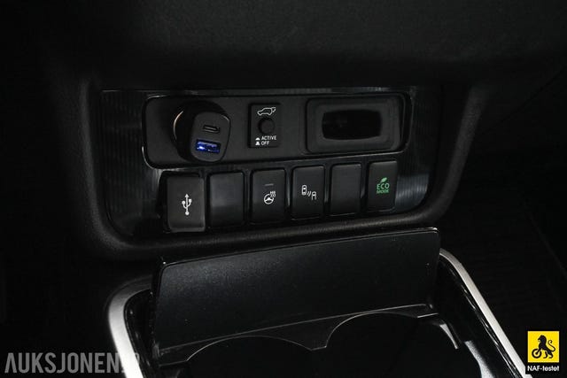 2020 MITSUBISHI OUTLANDER - 24