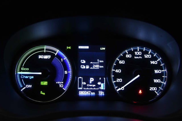 2020 MITSUBISHI OUTLANDER - 12