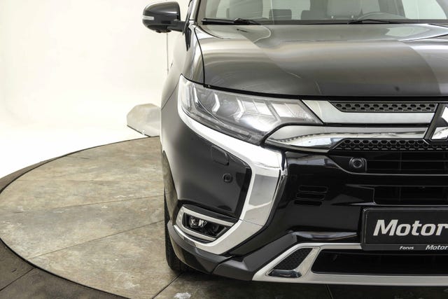 2020 MITSUBISHI OUTLANDER - 9