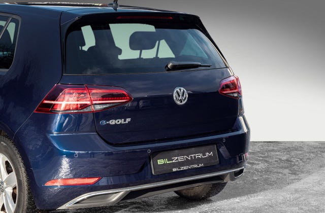 WVWZZZAUZJ8906595 2018 VOLKSWAGEN GOLF-3