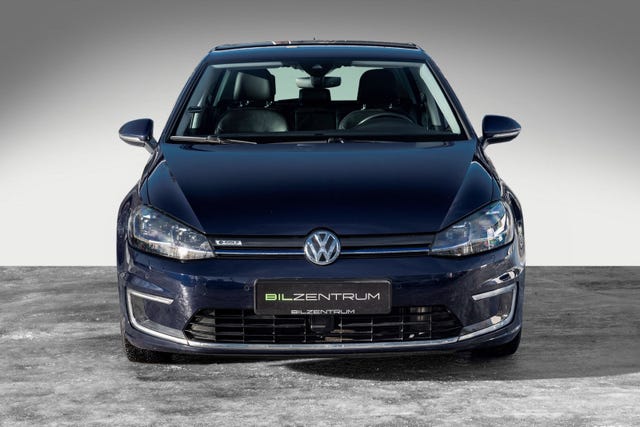 WVWZZZAUZJ8906595 2018 VOLKSWAGEN GOLF-4