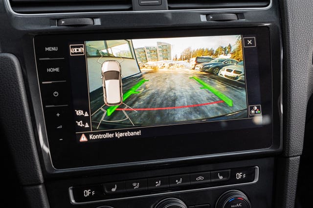 2018 VOLKSWAGEN GOLF - 23