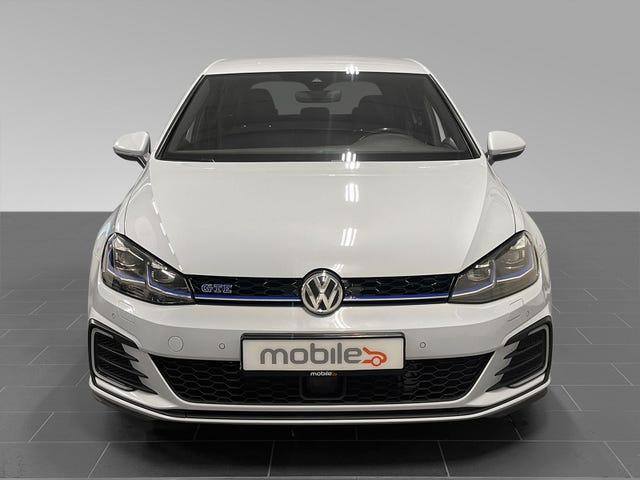 WVWZZZAUZJW800849 2018 VOLKSWAGEN GOLF-1