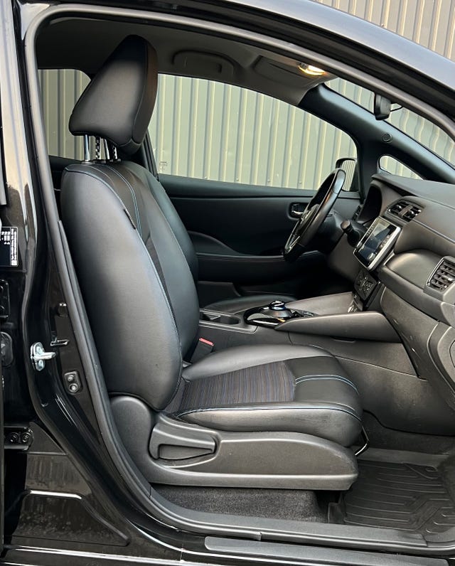 2020 NISSAN LEAF - 14