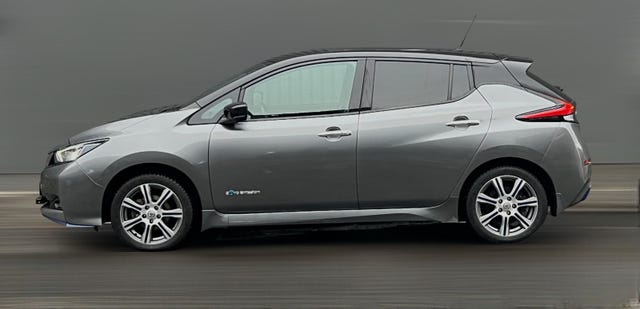 SJNFAAZE1U0081184 2020 NISSAN LEAF-2
