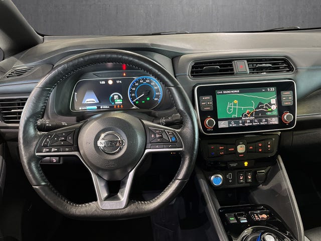 2020 NISSAN LEAF - 20