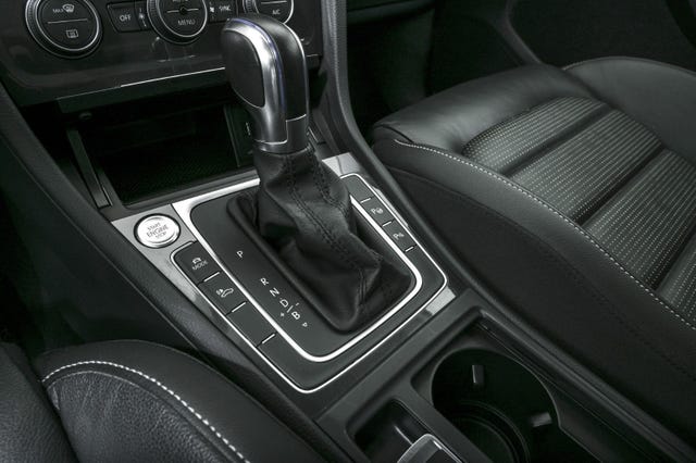 2019 VOLKSWAGEN GOLF - 11