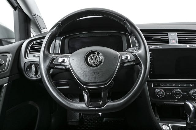 2019 VOLKSWAGEN GOLF - 9