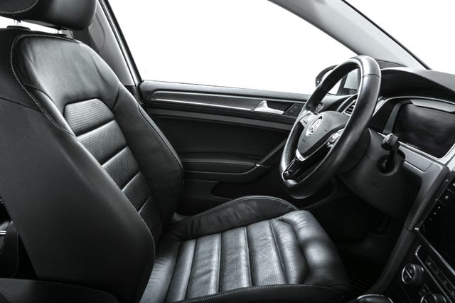 2019 VOLKSWAGEN GOLF - 20
