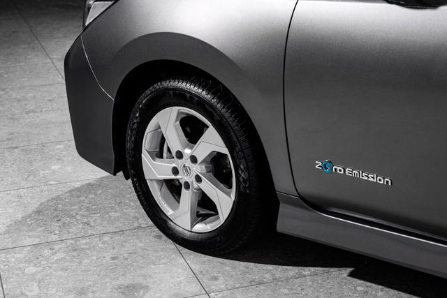 2020 NISSAN LEAF - 9
