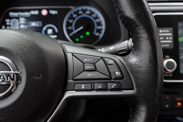 2020 NISSAN LEAF - 15