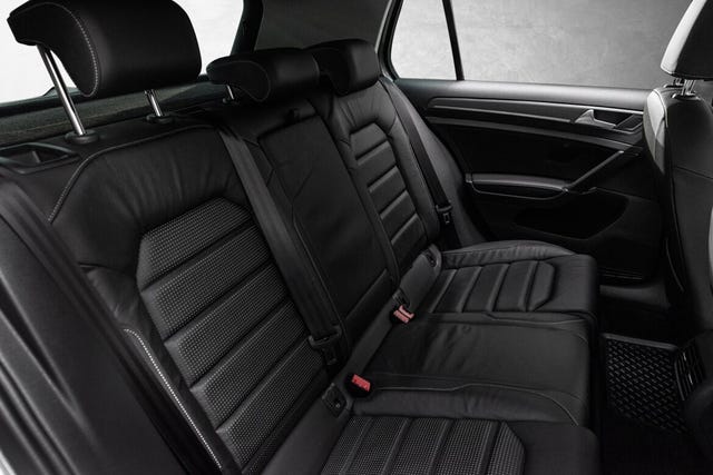 2019 VOLKSWAGEN GOLF - 14