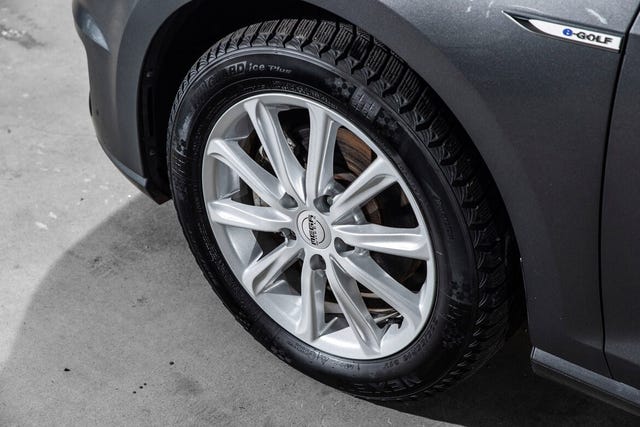 2019 VOLKSWAGEN GOLF - 8
