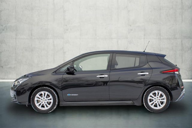 SJNFAAZE1U0024964 2018 NISSAN LEAF-1