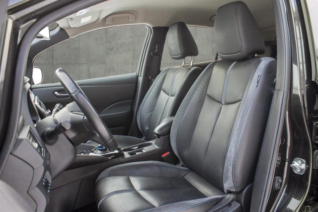 2018 NISSAN LEAF - 8