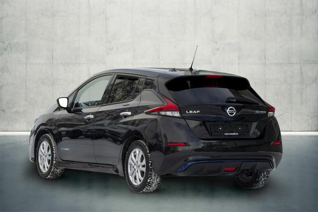 SJNFAAZE1U0024964 2018 NISSAN LEAF-2