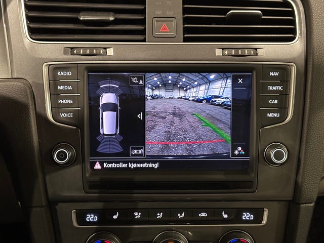 2015 VOLKSWAGEN GOLF - 19
