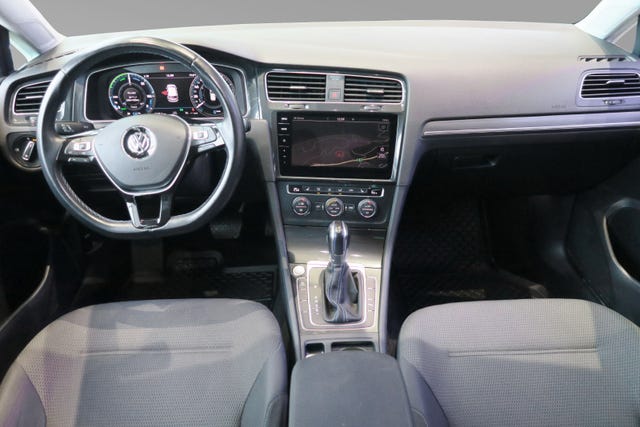 2019 VOLKSWAGEN GOLF - 15