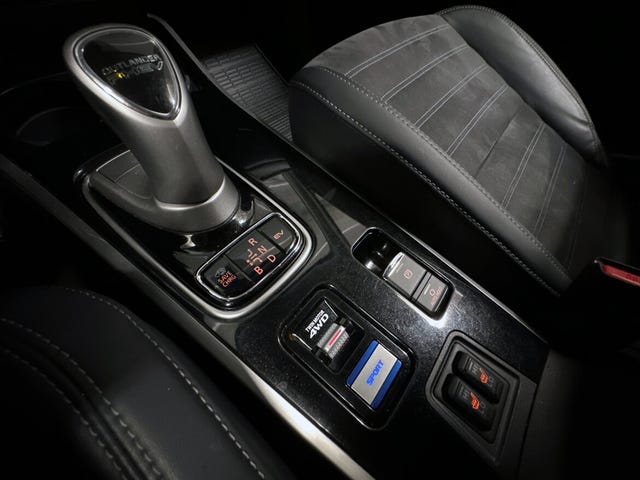2020 MITSUBISHI OUTLANDER - 16