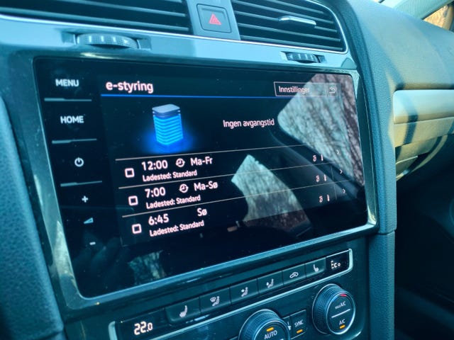 2019 VOLKSWAGEN GOLF - 18