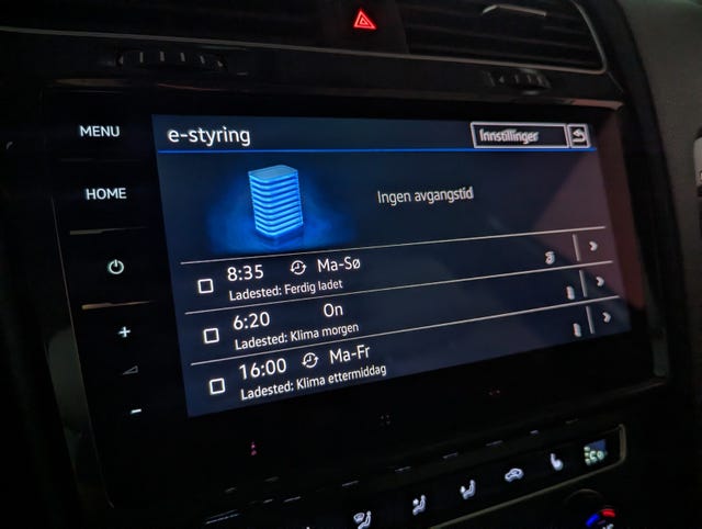 2019 VOLKSWAGEN GOLF - 38