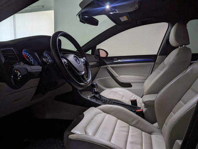 2019 VOLKSWAGEN GOLF - 15