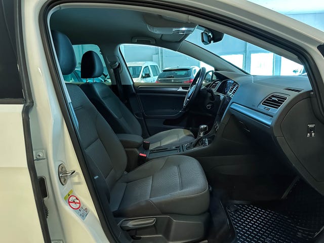 2019 VOLKSWAGEN GOLF - 12