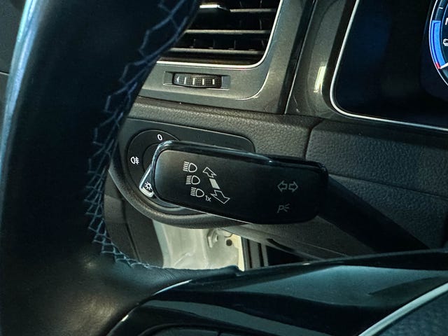 2019 VOLKSWAGEN GOLF - 29