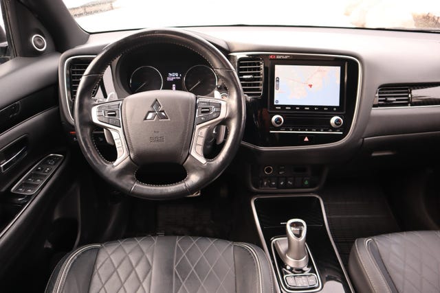 2020 MITSUBISHI OUTLANDER - 28