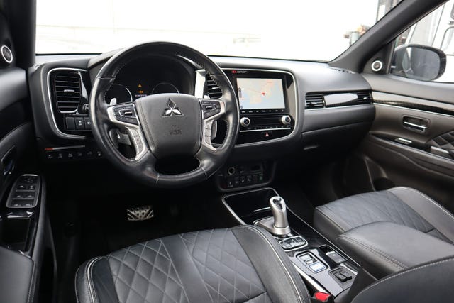 2020 MITSUBISHI OUTLANDER - 26