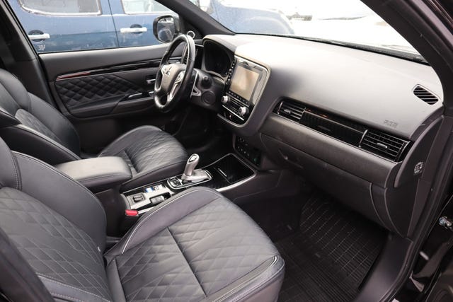 2020 MITSUBISHI OUTLANDER - 27
