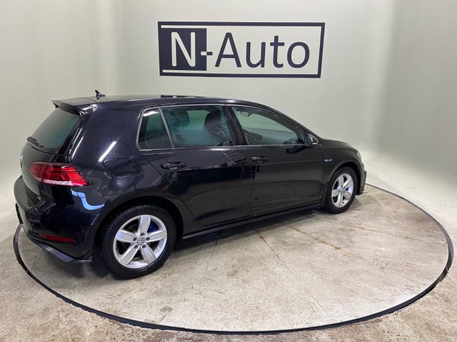 2018 VOLKSWAGEN GOLF - 11