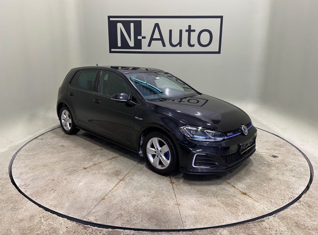 WVWZZZAUZJW804822 2018 VOLKSWAGEN GOLF-5