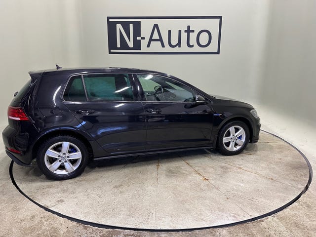 2018 VOLKSWAGEN GOLF - 10