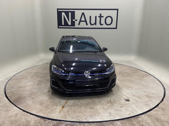 WVWZZZAUZJW804822 2018 VOLKSWAGEN GOLF-1