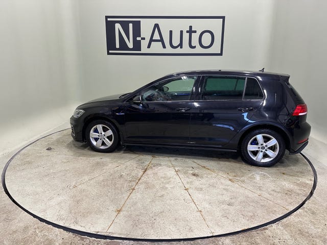 2018 VOLKSWAGEN GOLF - 16