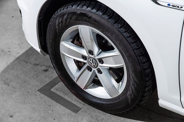 2019 VOLKSWAGEN GOLF - 14