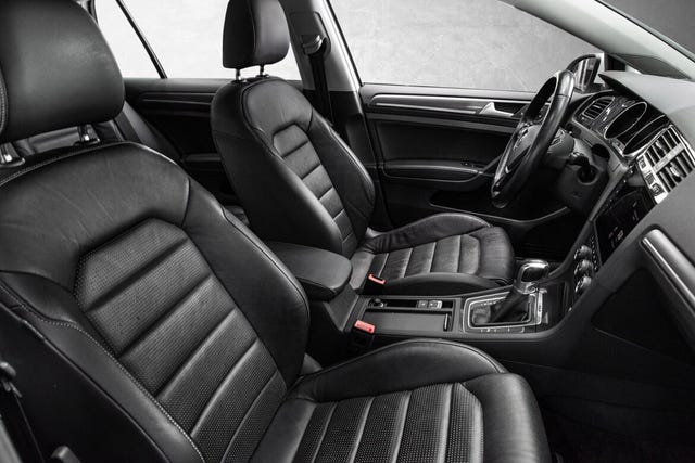 2019 VOLKSWAGEN GOLF - 10
