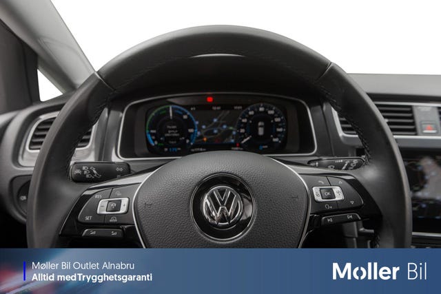 2018 VOLKSWAGEN GOLF - 19