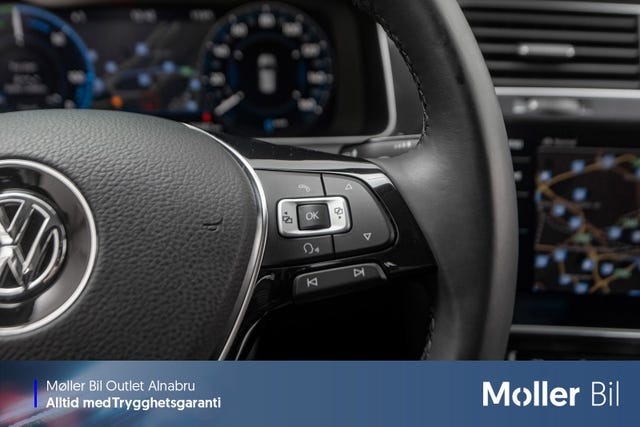 2018 VOLKSWAGEN GOLF - 21