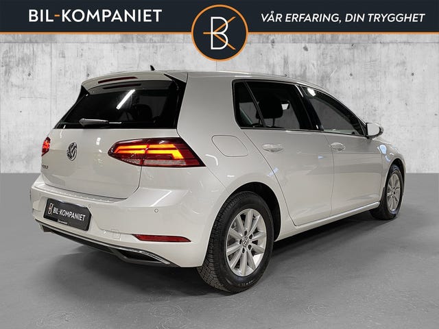WVWZZZAUZJW907117 2018 VOLKSWAGEN GOLF-3