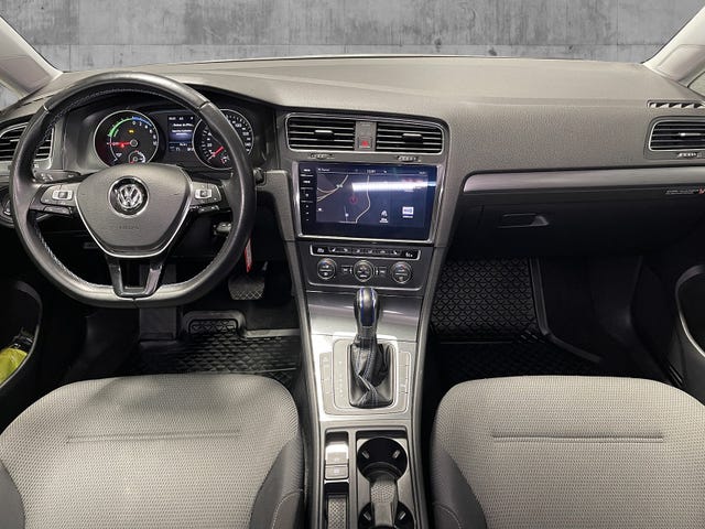 2018 VOLKSWAGEN GOLF - 12