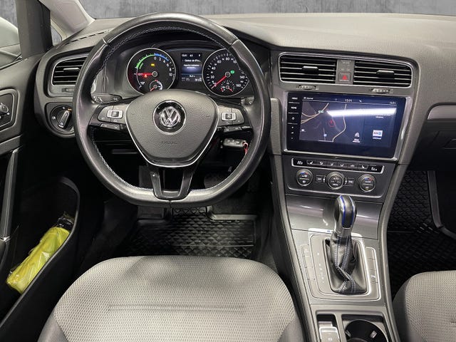 2018 VOLKSWAGEN GOLF - 11