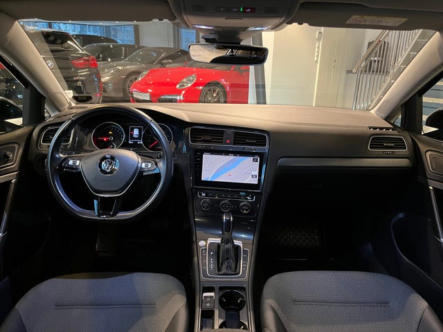 2019 VOLKSWAGEN GOLF - 11