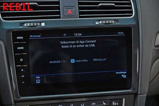 2019 VOLKSWAGEN GOLF - 19