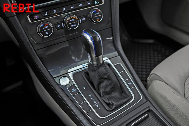 2019 VOLKSWAGEN GOLF - 21