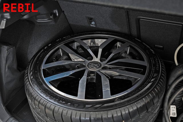 2019 VOLKSWAGEN GOLF - 23