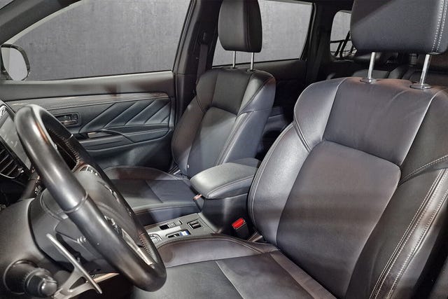 2020 MITSUBISHI OUTLANDER - 14