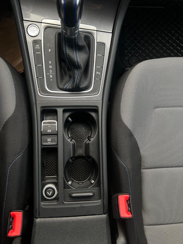2015 VOLKSWAGEN GOLF - 21